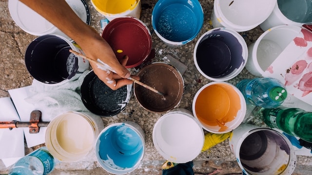 When is art therapy used